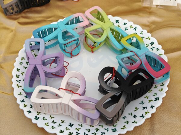 Elegant Bow Hair Clip